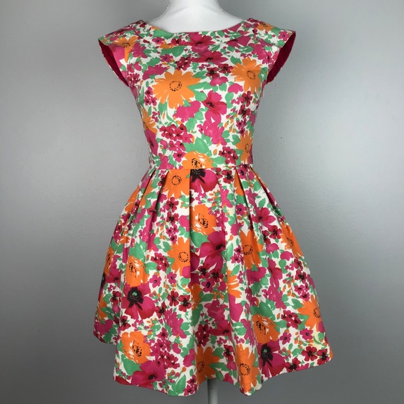 Zara Dresses & Skirts - ZARA TRF {m} Pink Floral Fit & Flare Dress